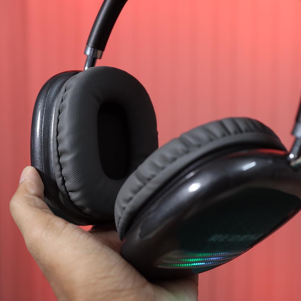 RE - NY040 Wireless Stereo Headphone (RGB)